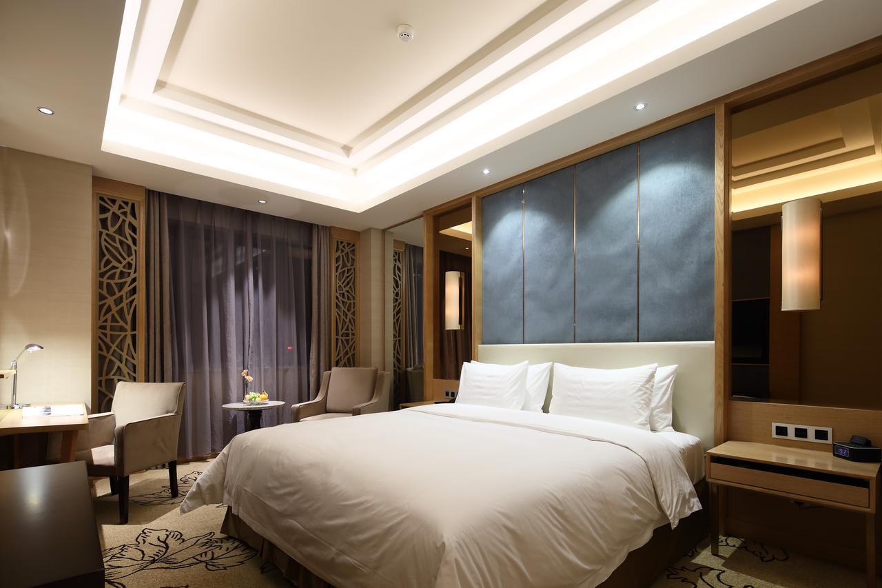 Jinan Luxury Blue Horizon Hotel Buitenkant foto