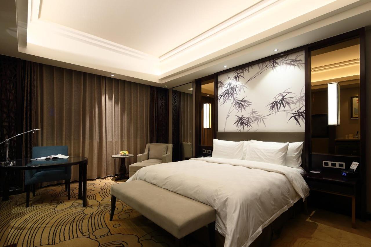 Jinan Luxury Blue Horizon Hotel Buitenkant foto