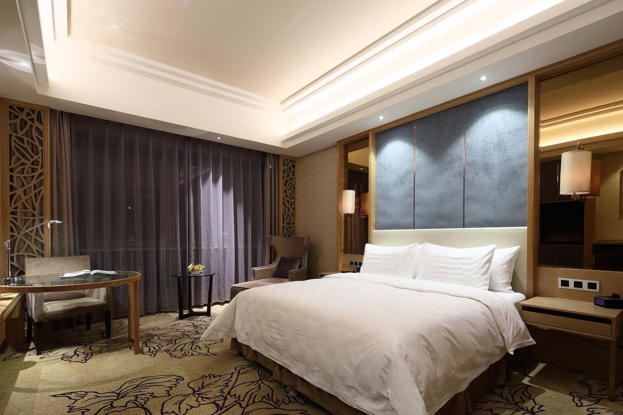 Jinan Luxury Blue Horizon Hotel Buitenkant foto