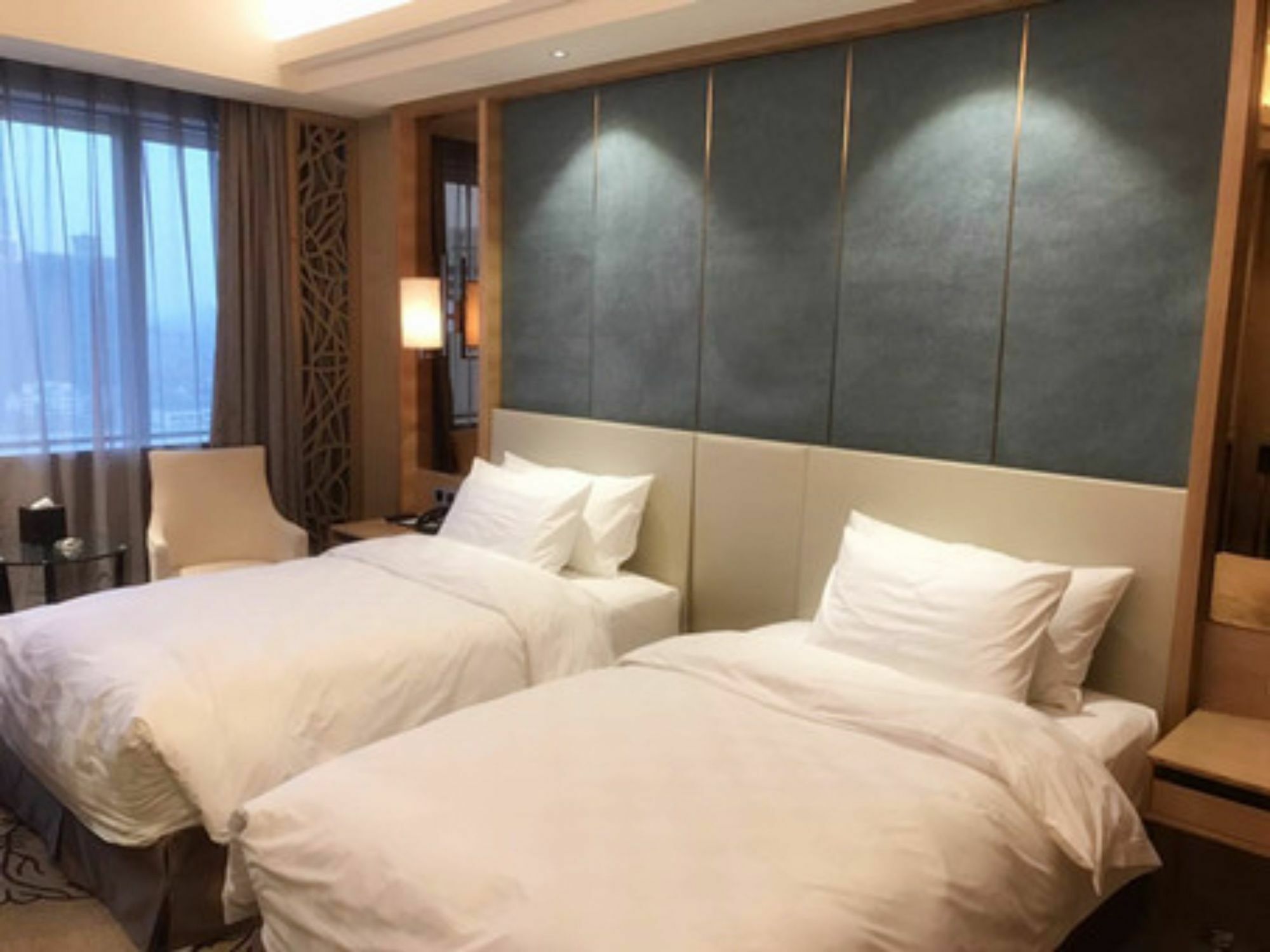 Jinan Luxury Blue Horizon Hotel Buitenkant foto